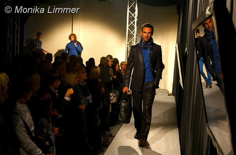 Modenschau Gueckel TOP MODE 2.JPG